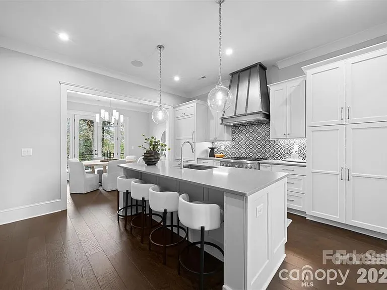 622 Mattie Rose Ln — Photo 9