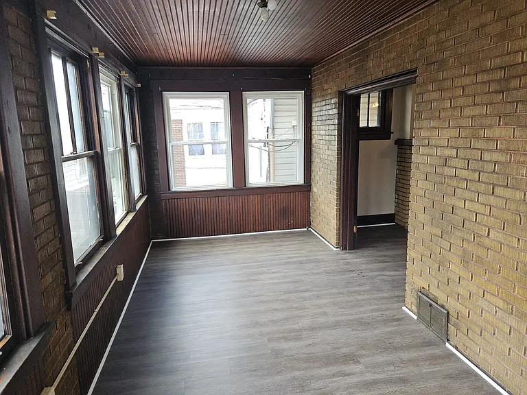 1214 Holmes St #2 — Photo 10