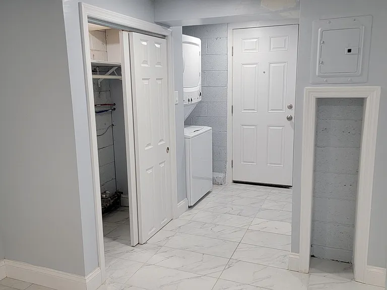 124 Leonard St #2 — Photo 5