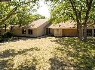 8 Royal Oaks Blvd, Hickory Creek, TX 75065