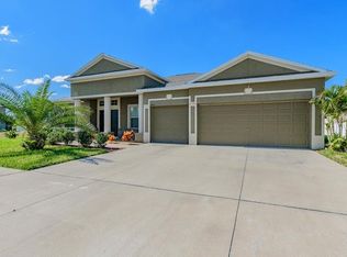 2413 Allegheny Valley St, Ruskin, FL 33570