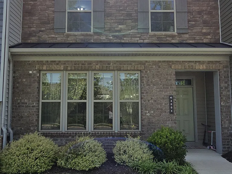 4006 Rivermere Ln — Photo 2