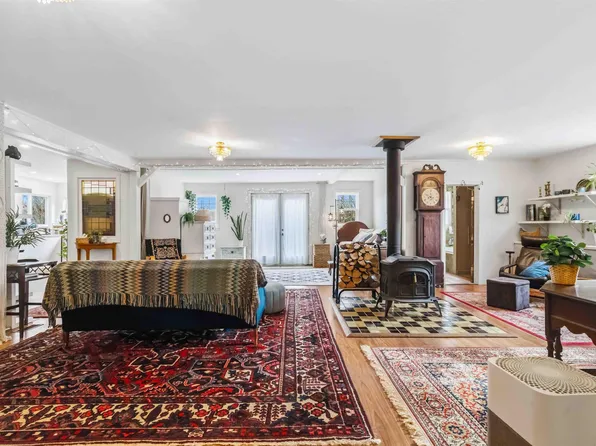 6517 Highway 3, Western Shore, NS B0J 3M0