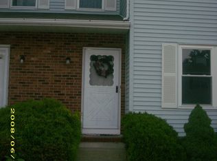 4 Hemlock Dr, Jamesburg, NJ 08831