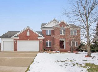 1996 Jennydale Ct SE, Grand Rapids, MI 49546