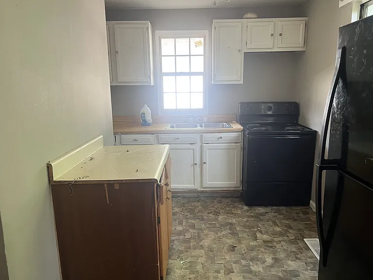 1409 Bradt St — Photo 14