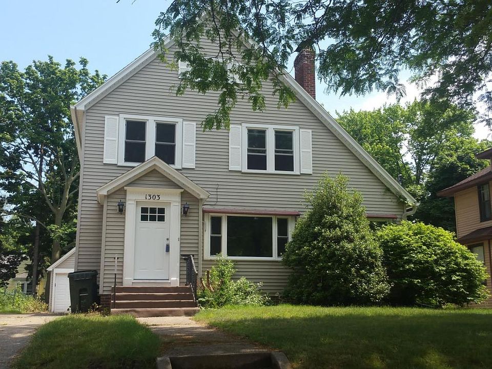 2nd image of 1303 Palmer Ave