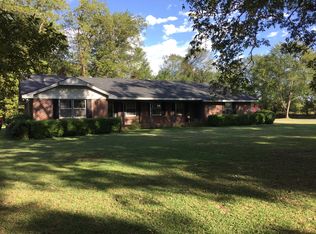 55 Robin Hood Rd, Reynolds, GA 31076