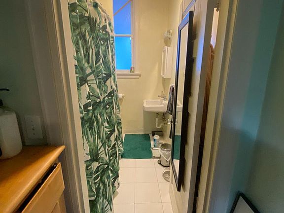 5th image of 5102 Ballard Ave NW #3