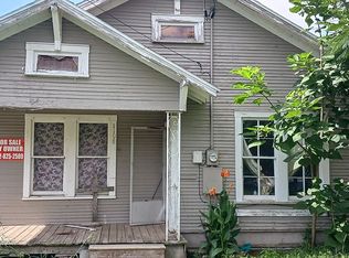 1108 Baumgarten St, Schulenburg, TX 78956