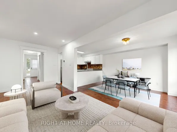 206 Fairwood Dr, Georgina, ON L4P 3Y5