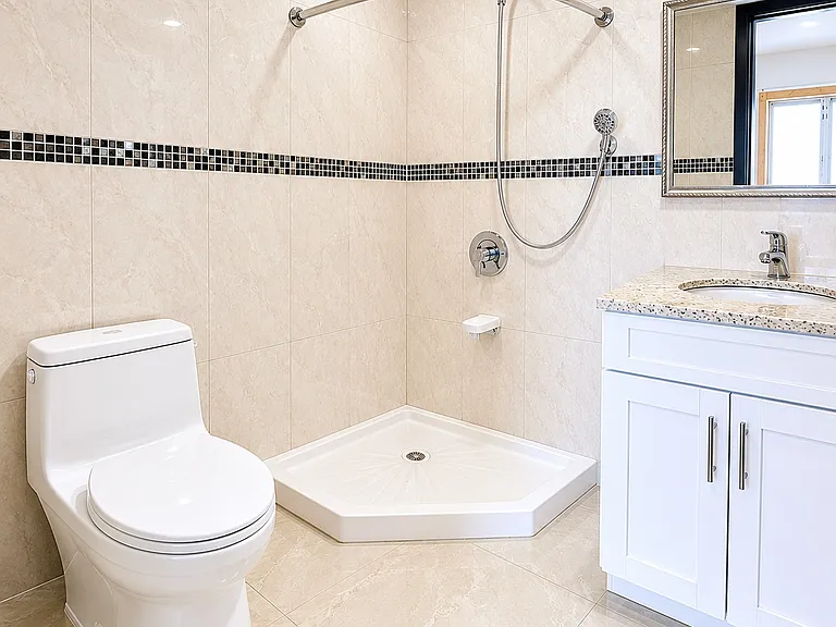 41 42 College Point Blvd #6A — Photo 6