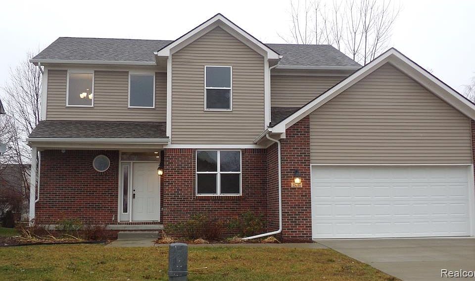 1st image of 23067 Waterview Dr