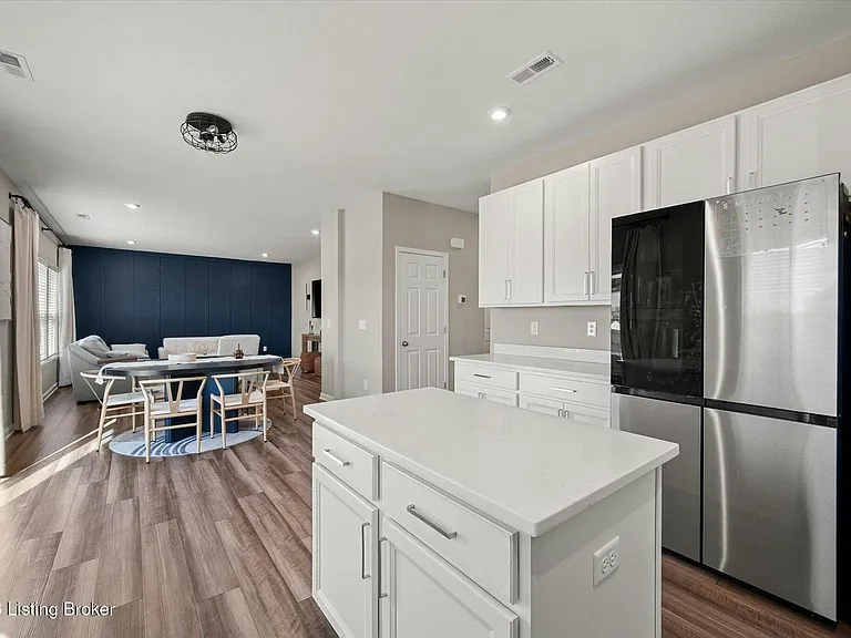 11118 Compass Ave — Photo 10