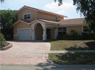 300 SE 12th St, Pompano Beach, FL 33062