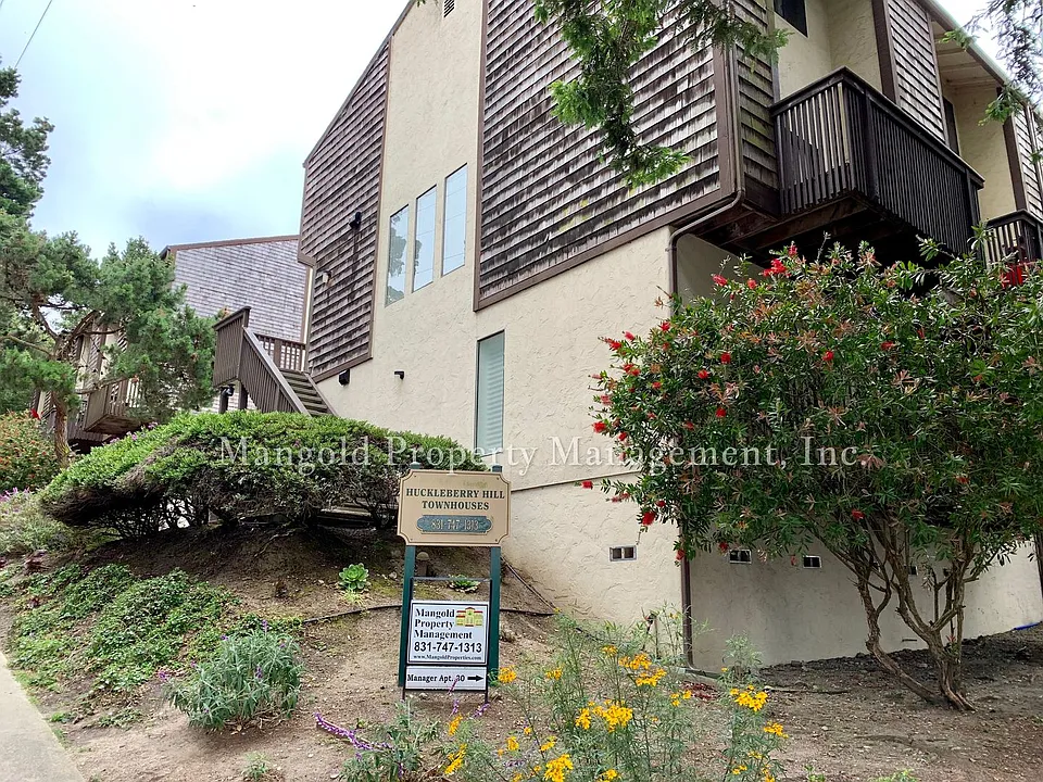 Huckleberry Hill Apartments