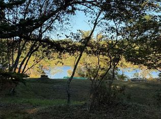 W Shore Dr, Jefferson Township, PA 18436