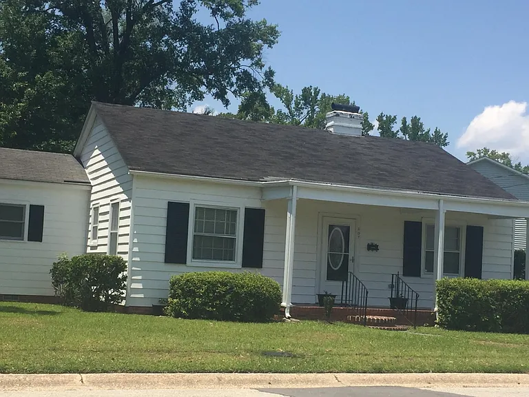 307 Cape Fear Ave — Photo 7