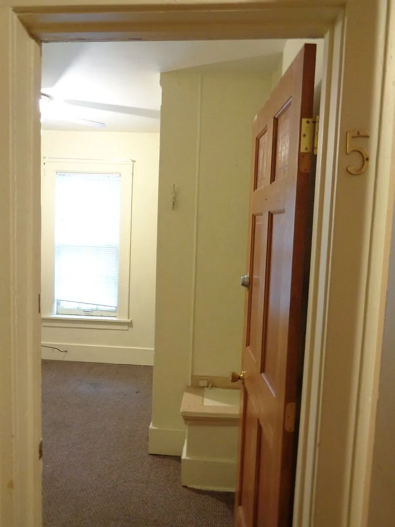 1 bed, $475 — Photo 4