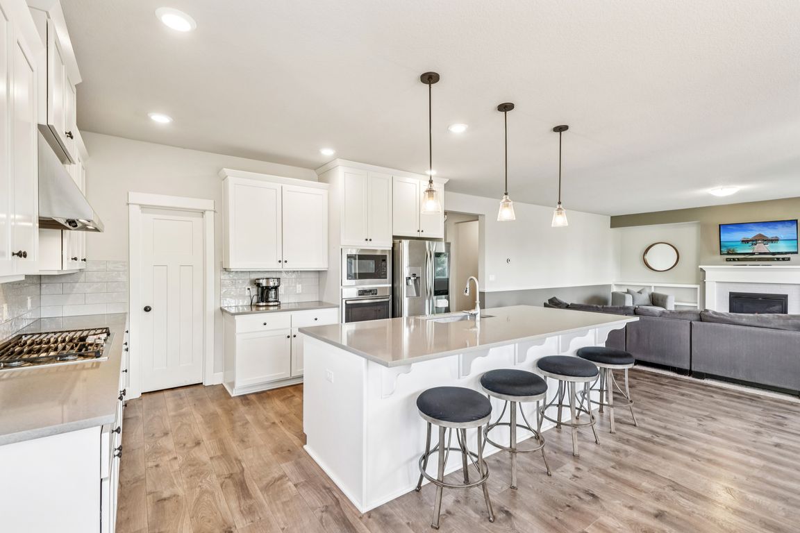 SE Tenino St-1706-017.jpg