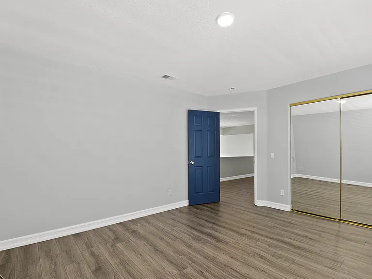6833 Andover Ave — Photo 20