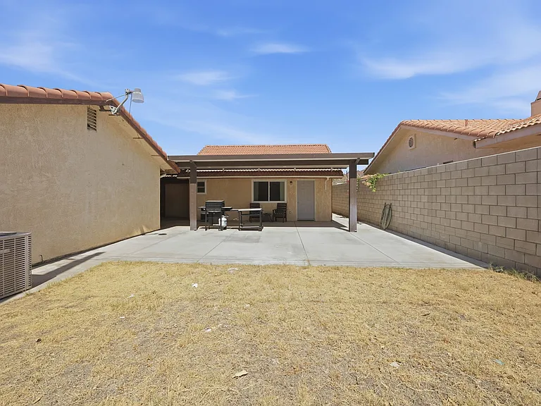 52275 Avenida Vallejo — Photo 25
