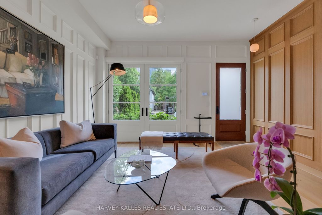82 Sherwood Ave, Toronto, ON - View 5