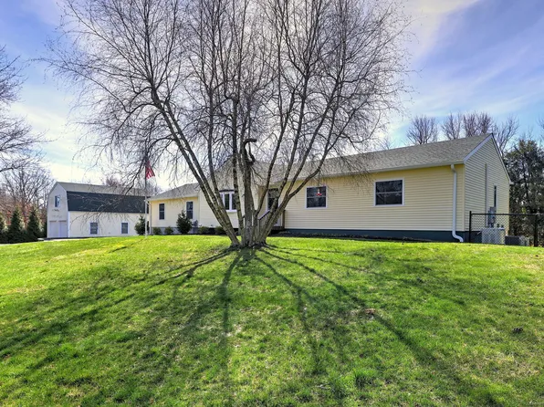 5 Pine Street, Oxford, CT 06478