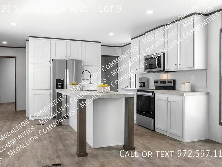 2120 S Burleson Blvd #9 — Photo 2