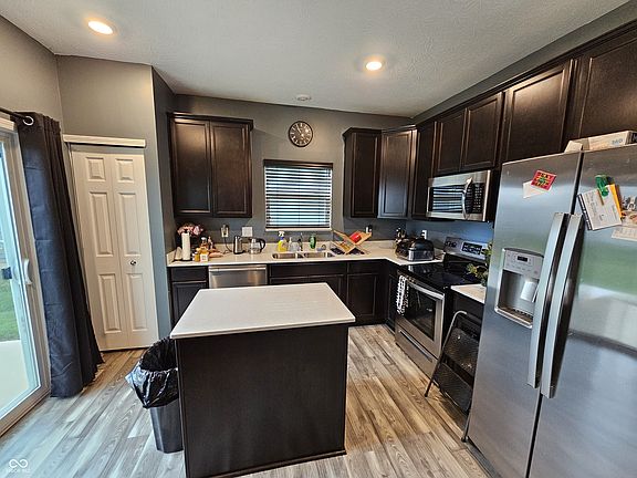 3rd image of 4415 Ringstead Way