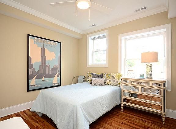 3rd image of 6616 N Glenwood Ave APT 3C