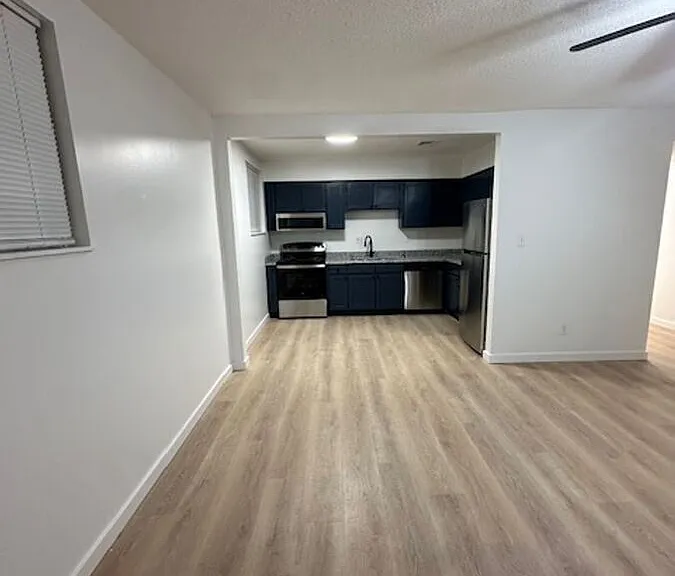 2101 Ottawa St #103-C — Photo 13
