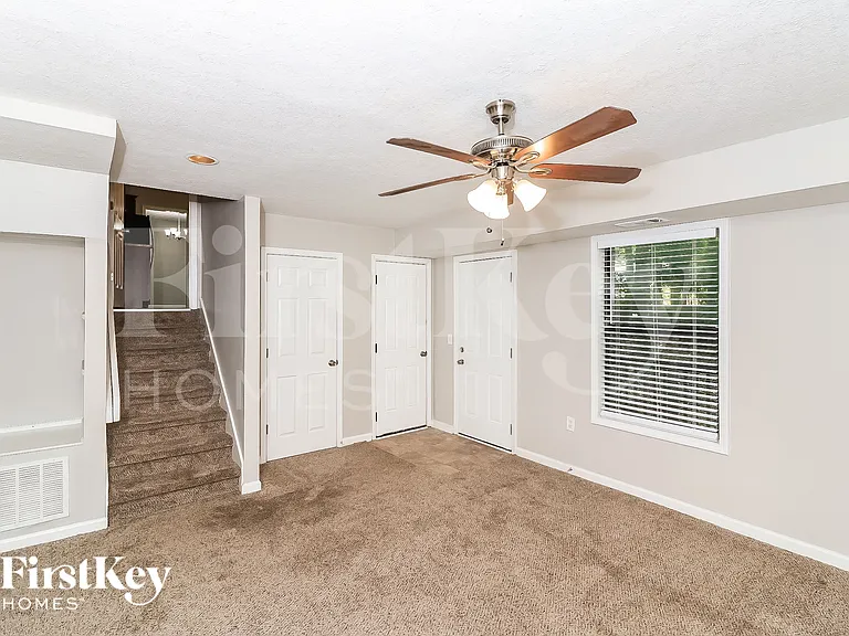 4701 Norman Dr NW — Photo 8