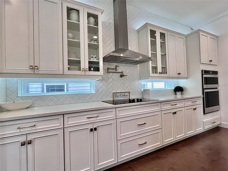 7002 Arnoldson St — Photo 16