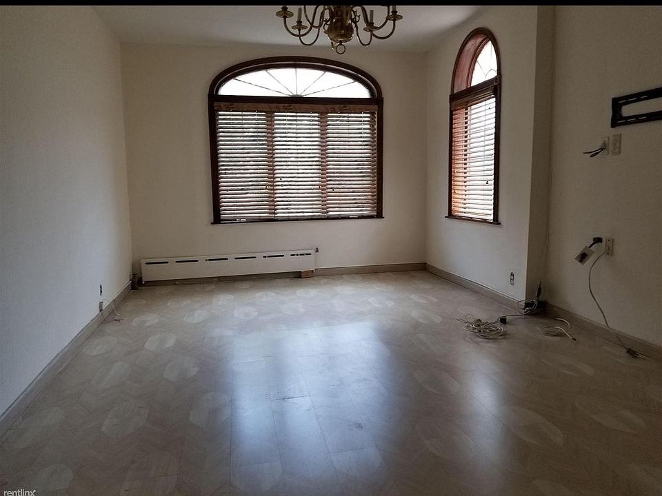 2nd image of 7218 Bay Pkwy #2