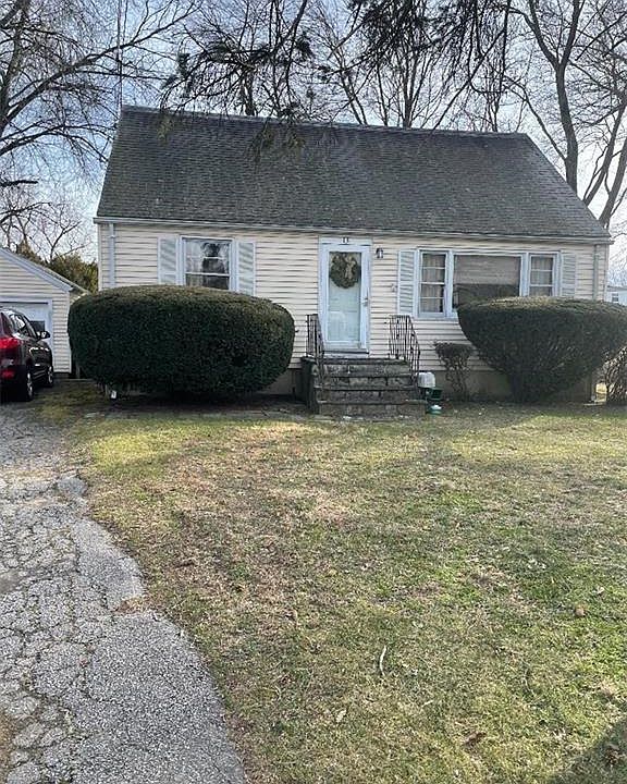 1st image of 13 Burlington Dr