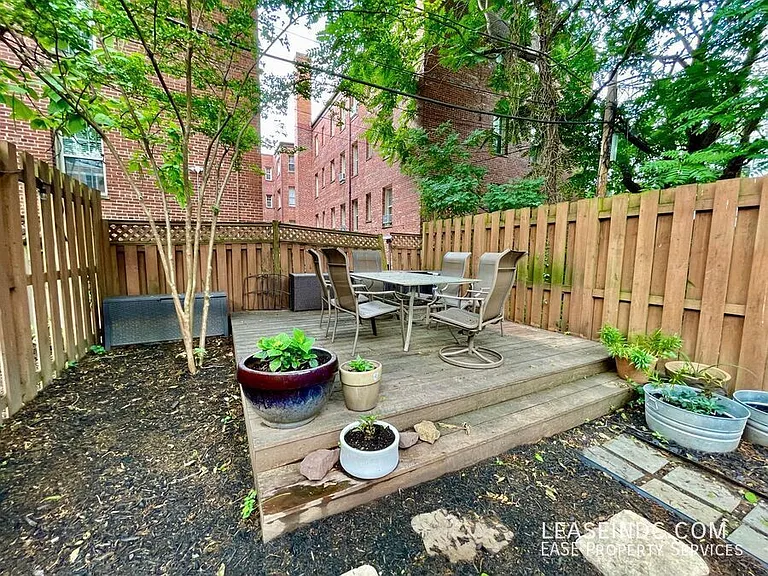 1444 Fairmont St NW #2 — Photo 20