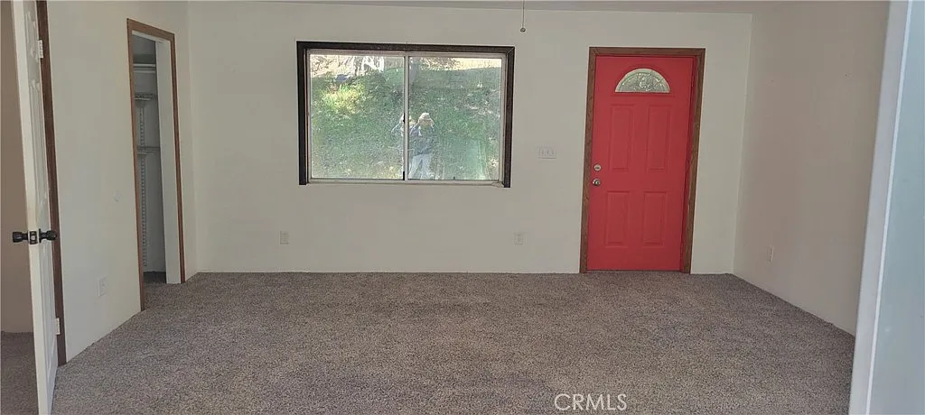 3 bed, 1712 sqft, $2,300 — Photo 2