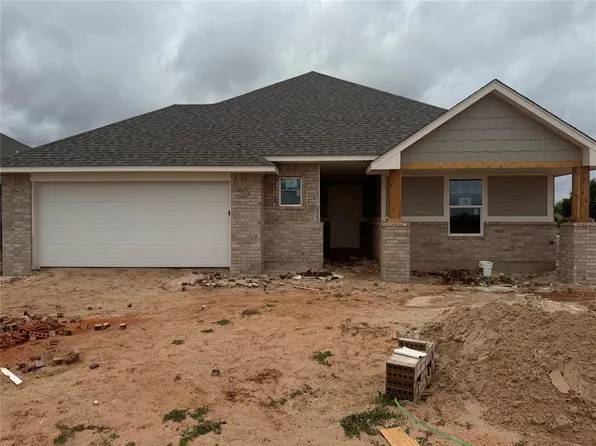 831 Virginia Ave, Newcastle, OK 73065