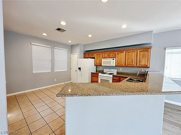 5th image of 3627 Dutchmans Vine Ct