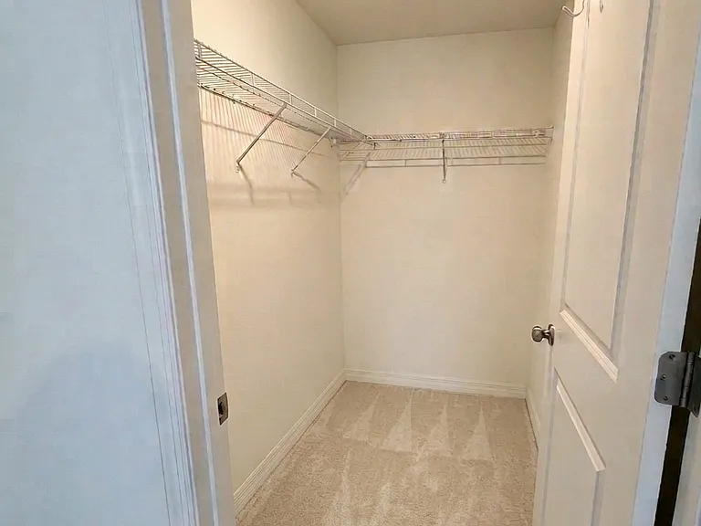 5220 Berry Bay Ave #5220 — Photo 18