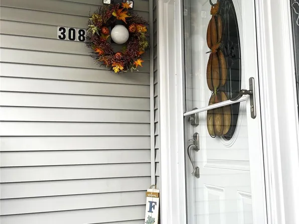 308 N Elton Court #308, Saint James, NY 11780