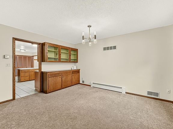 5th image of 1535 8th Ave SE