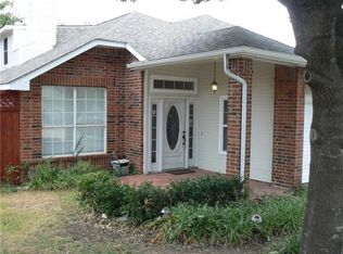 1165 Calvert Dr, Cedar Hill, TX 75104