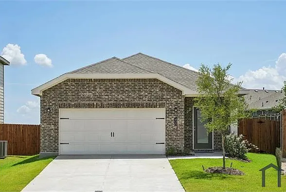 3 bed, 1401 sqft, $2,150 — Photo 2