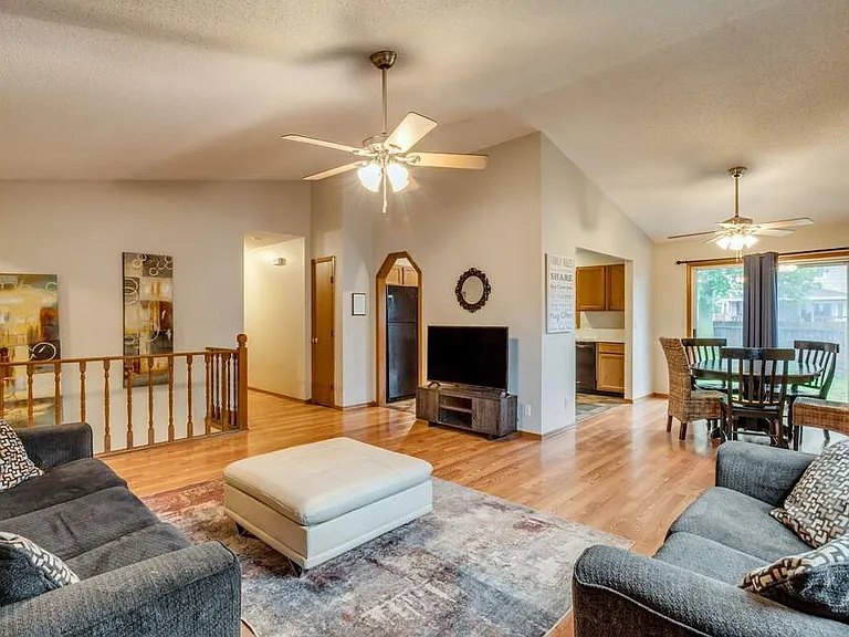 11941 W Rolling Hills Dr — Photo 4
