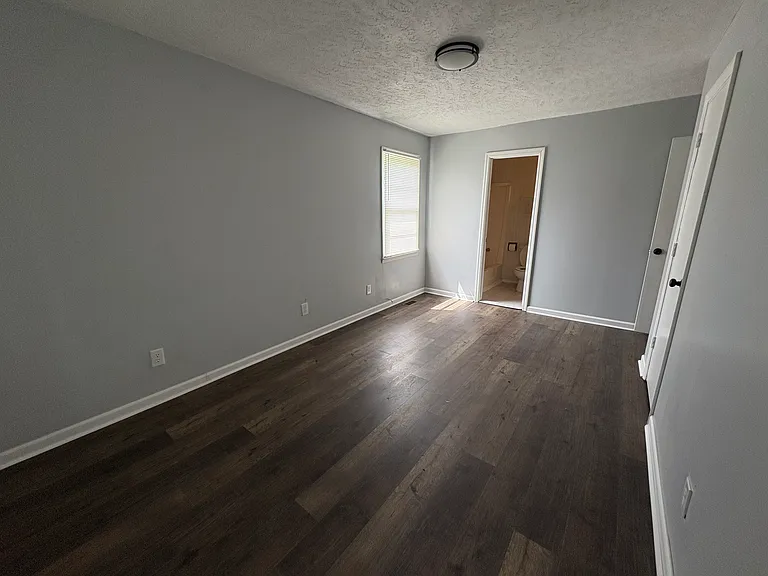406 Cary Dr — Photo 21