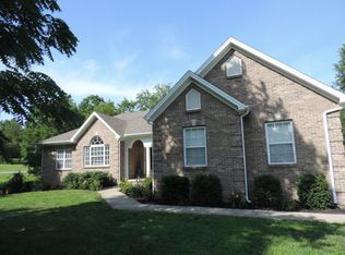 5093 Red Oak Dr, Mayslick, KY 41055