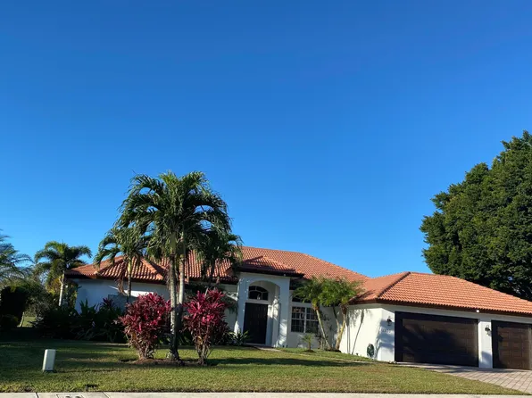 1920 S Club Dr, Wellington, FL 33414