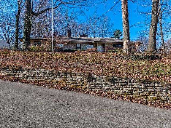 2nd image of 400 Shady Crest Dr